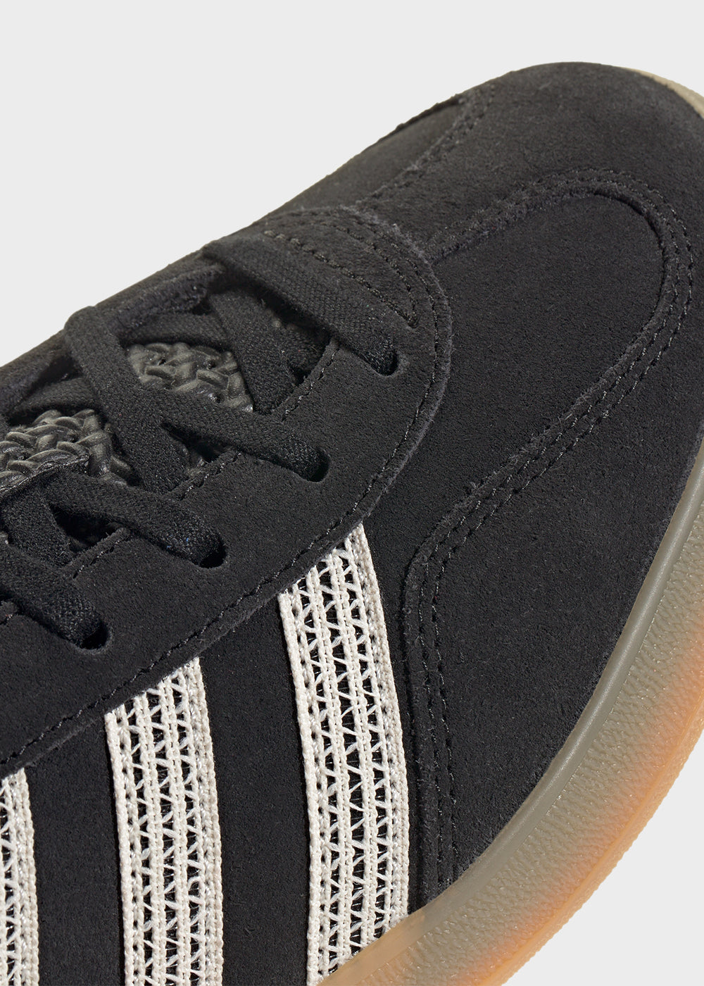 Gazelle Indoor